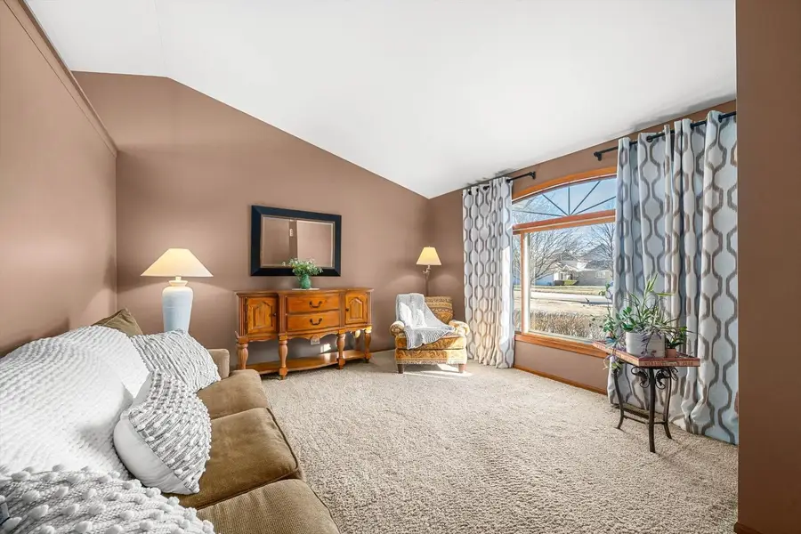 431 Badger Lane, Oswego, IL 60543 - Image #3