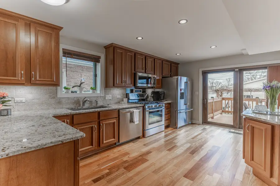 6352 W Giddings Street, Chicago, IL 60630 - #3