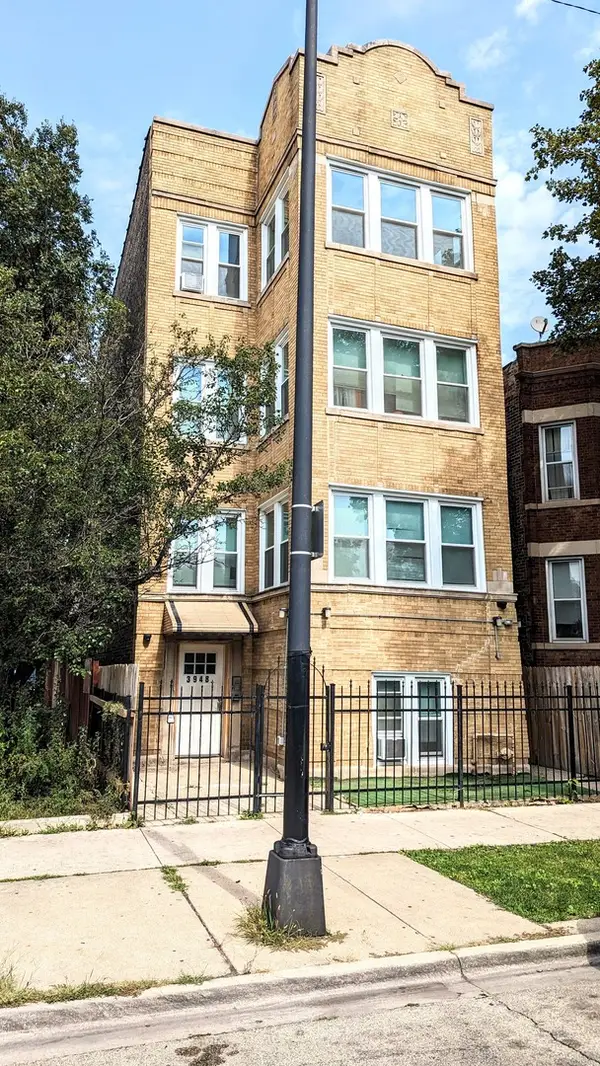 3948 W Congress Parkway, Chicago, IL 60624