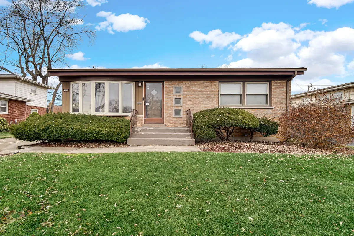 240 Westgate Avenue, Chicago Heights, IL 60411 - #1