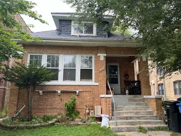 4742 N Kilpatrick Avenue, Chicago, IL 60630