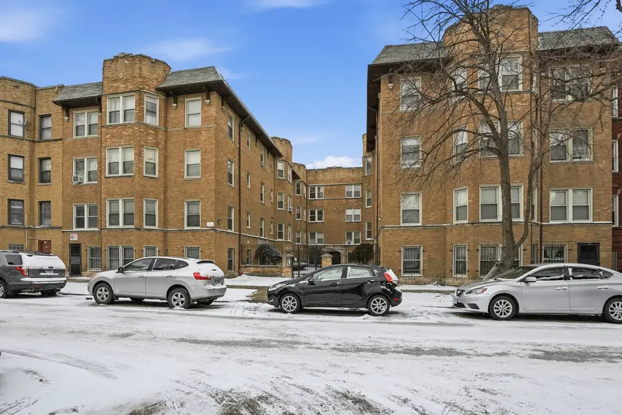 2212 E 70th Street #1B, Chicago, IL 60649 - Image #2