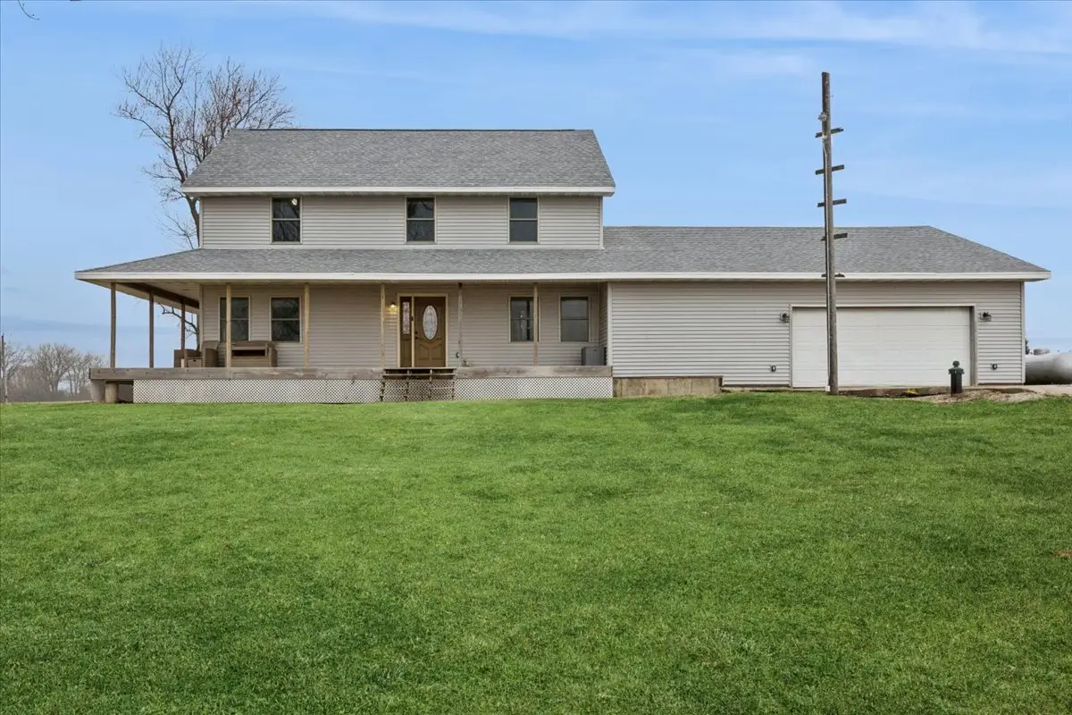 3326 Hayes Road, Steward, IL 60553 - Image #1