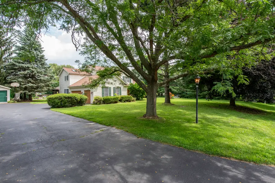 2102 W Hunters Lane, Spring Grove, IL 60081 - Image #3