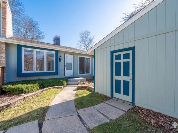 247 Driftwood Lane, Bloomingdale, IL 60108