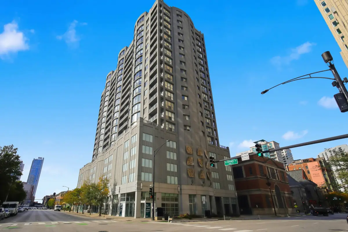 600 N Dearborn Street #1812, Chicago, IL 60654 - Image #1
