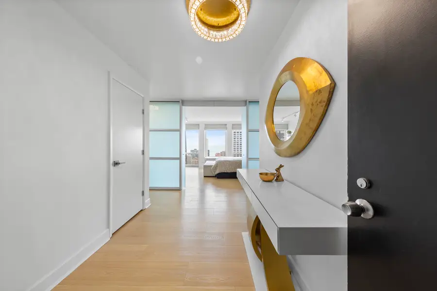 111 E Chestnut Street #38C, Chicago, IL 60611 - Image #3