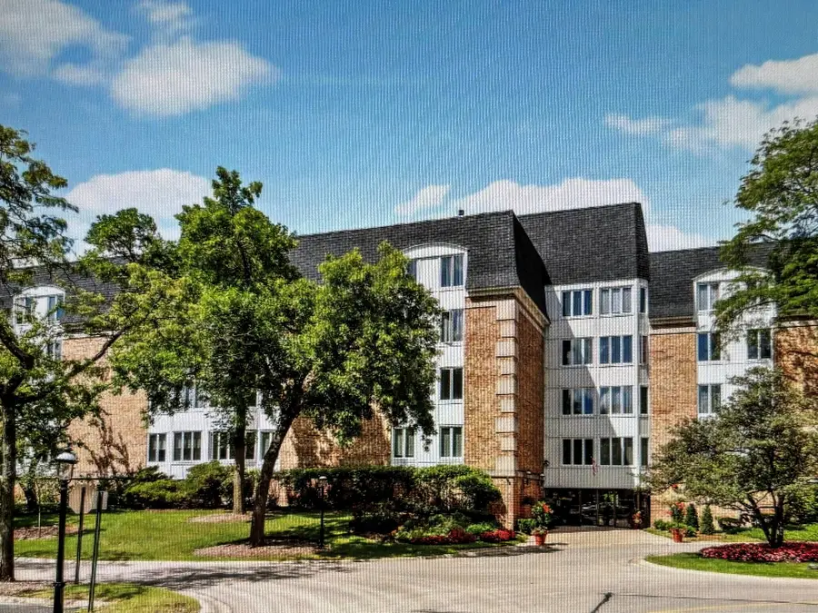 150 Lake Boulevard #120, Buffalo Grove, IL 60089 - #2