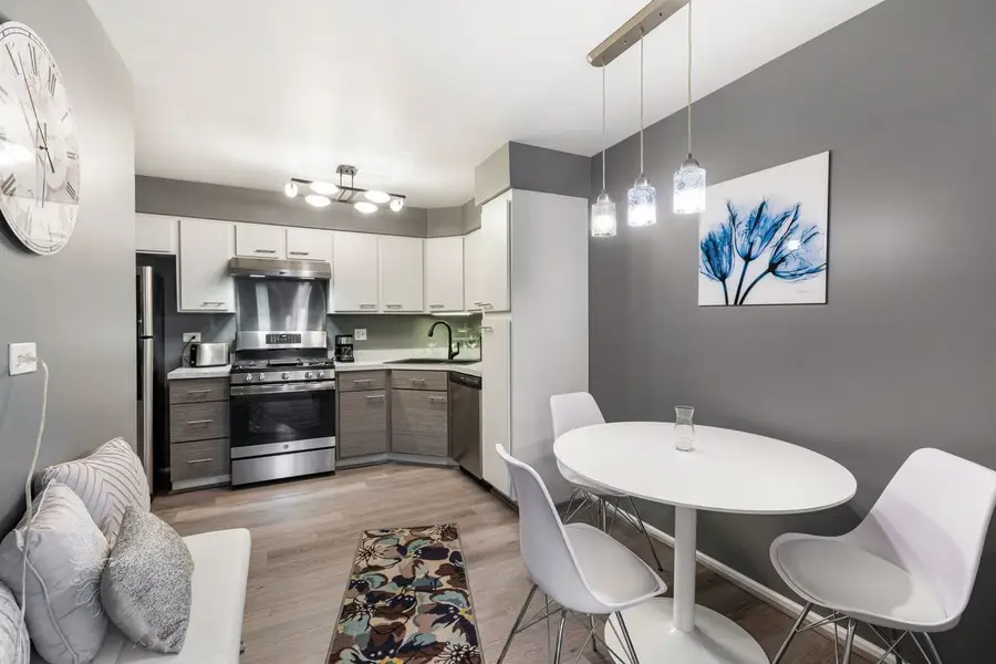 150 Lake Boulevard #120, Buffalo Grove, IL 60089 - #3