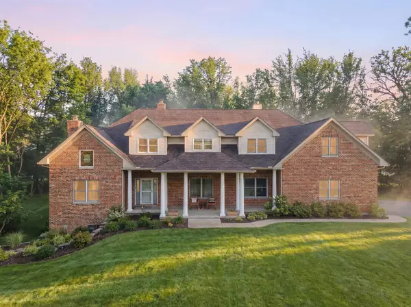 307 Knollwood Drive, Dixon, IL 61021