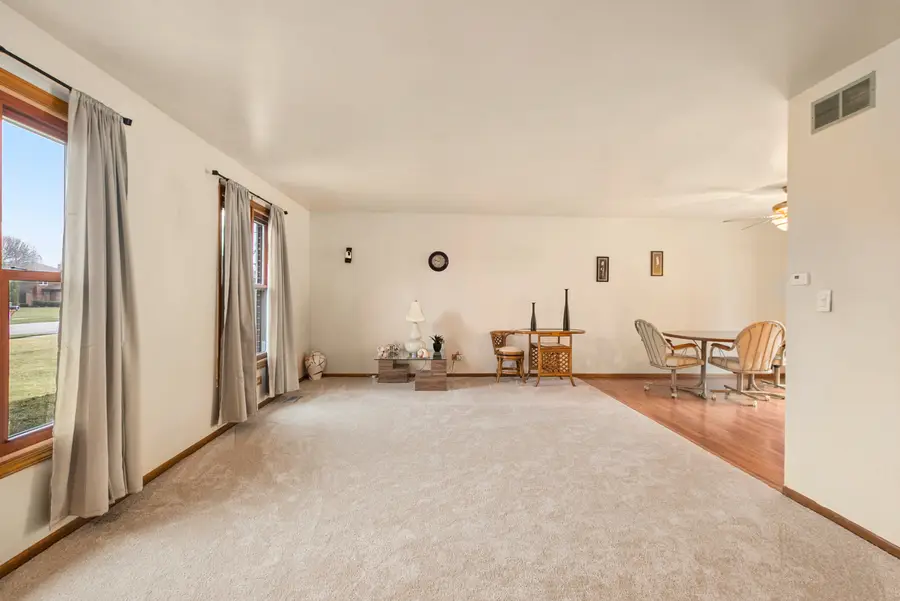 15232 Oxford Drive, Orland Park, IL 60462 - Image #3