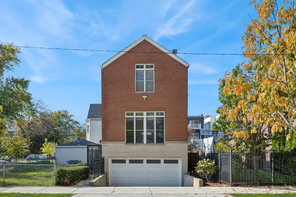 1702 N Maplewood Avenue, Chicago, IL 60647 - #1