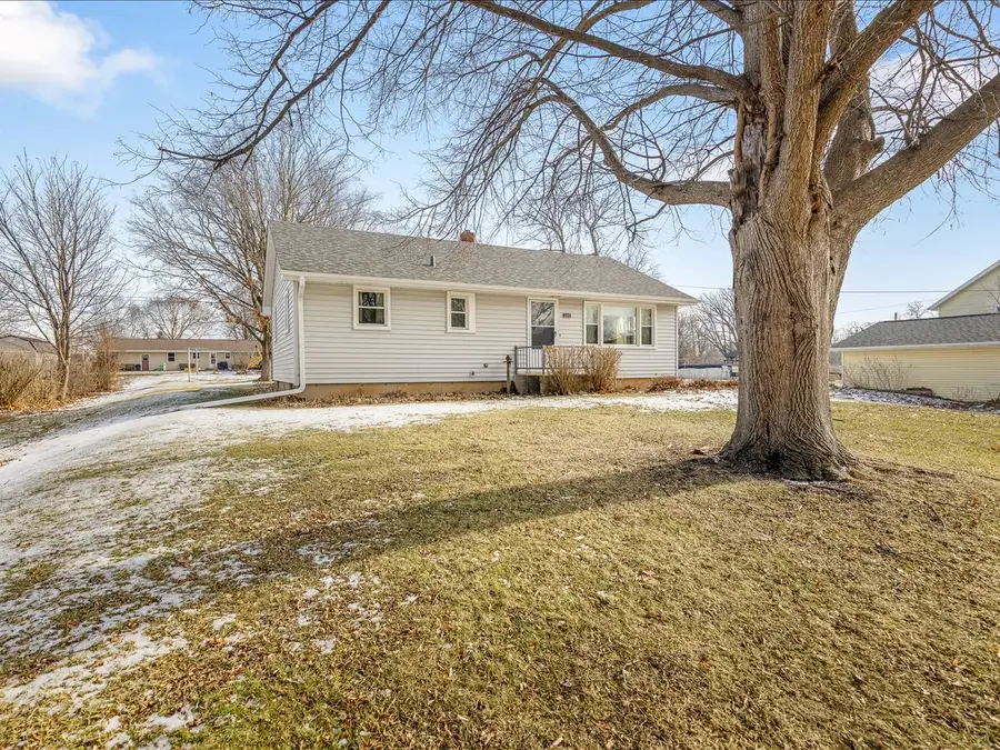 205 N Seward Street, Winnebago, IL 61088 - Image #3