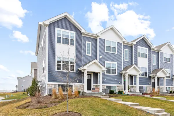 814 Briar Glen Court, Hampshire, IL 60140