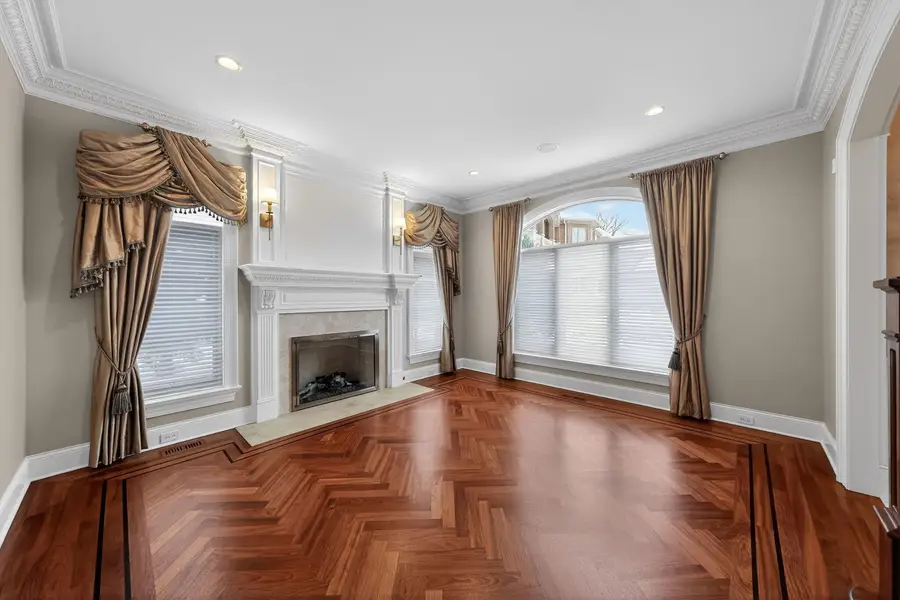 107 Carmela Court, Bloomingdale, IL 60108 - Image #3