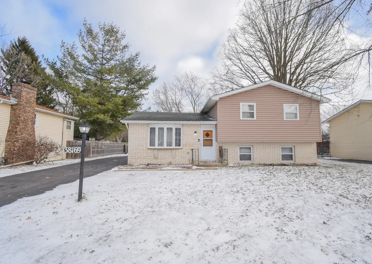 38169 N North Shore Avenue, Beach Park, IL 60087 - Image #1