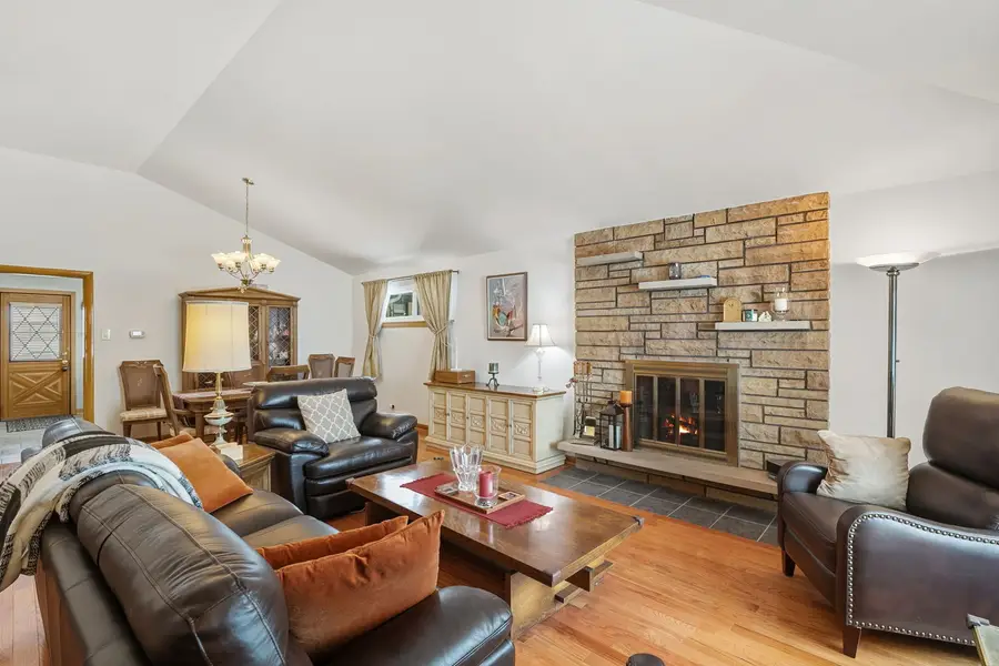 10551 Essex Street, Westchester, IL 60154 - Image #3