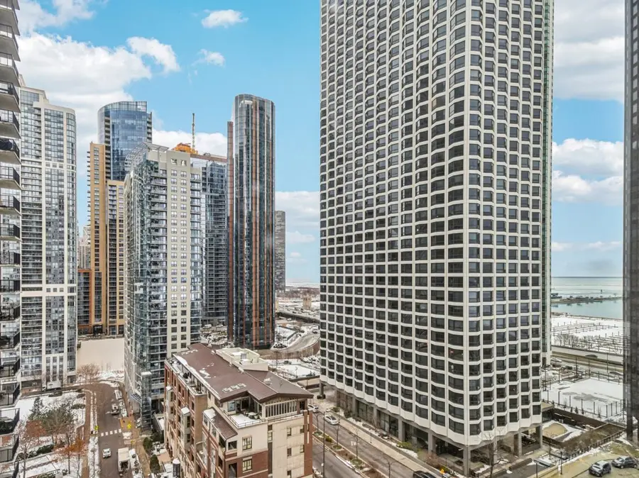 400 E Randolph Street #1804, Chicago, IL 60601 - #3