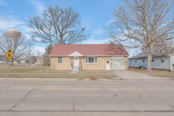 306 E Cedar Street, Leroy, IL 61752