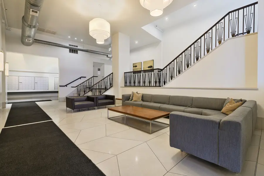 758 N Larrabee Street #514, Chicago, IL 60654 - #3