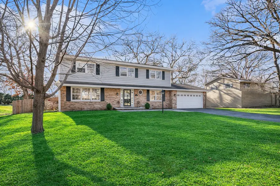 4609 Valerie Drive, Crystal Lake, IL 60014 - Image #2