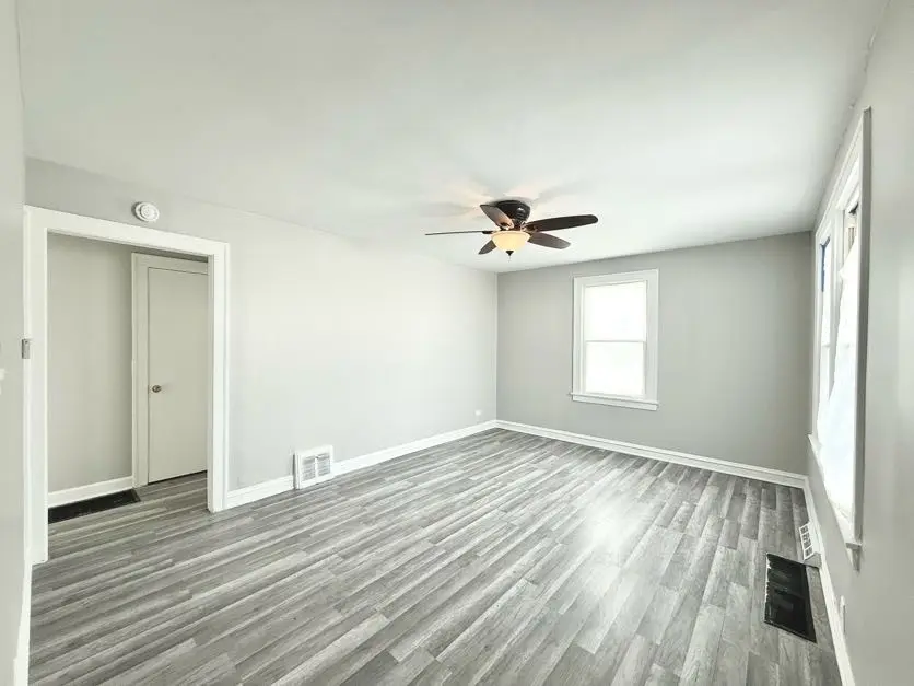 205 E 142nd Place, Dolton, IL 60419 - Image #2