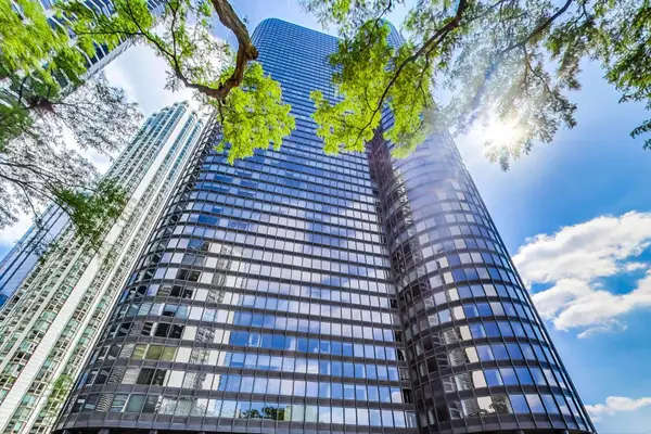 155 N Harbor Drive #3002, Chicago, IL 60601