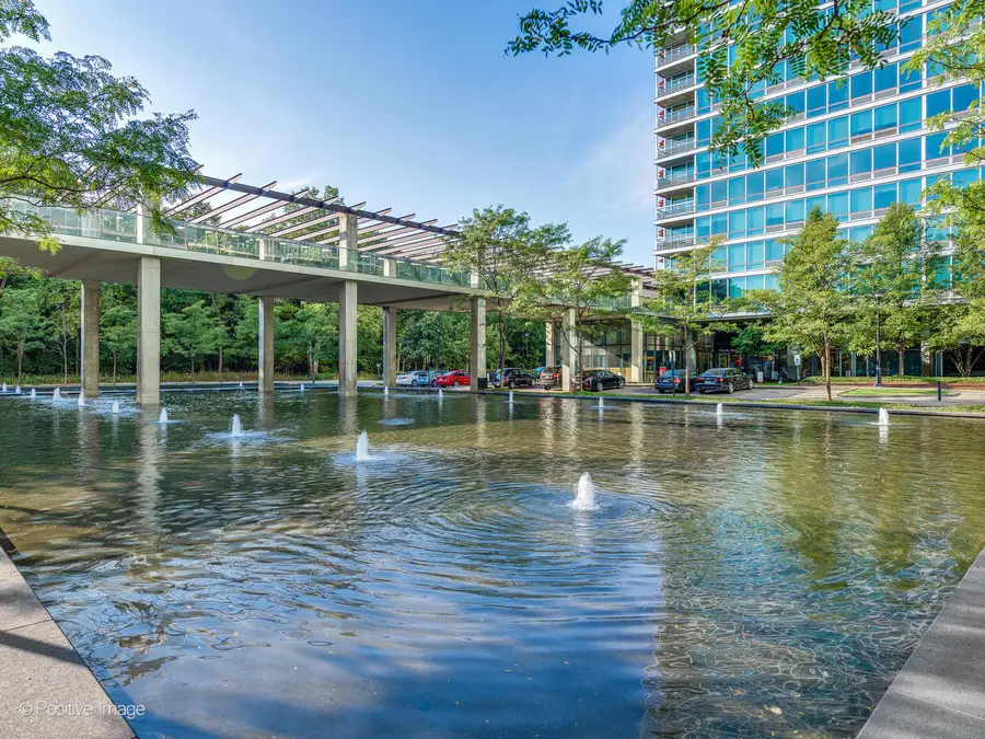 9715 Woods Drive #1104, Skokie, IL 60077 - Image #2