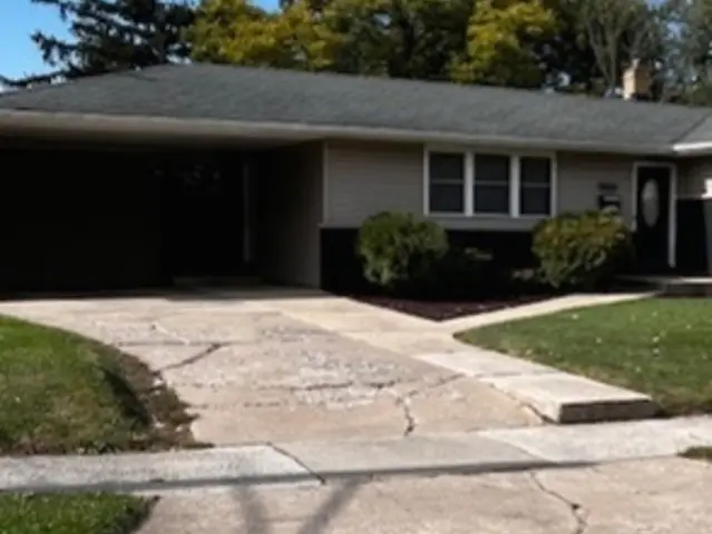 17640 Golfview Avenue, Homewood, IL 60430 - Image #2