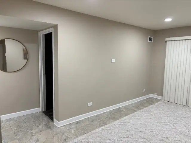 9388 Bay Colony Drive #1S, Des Plaines, IL 60016 - #3