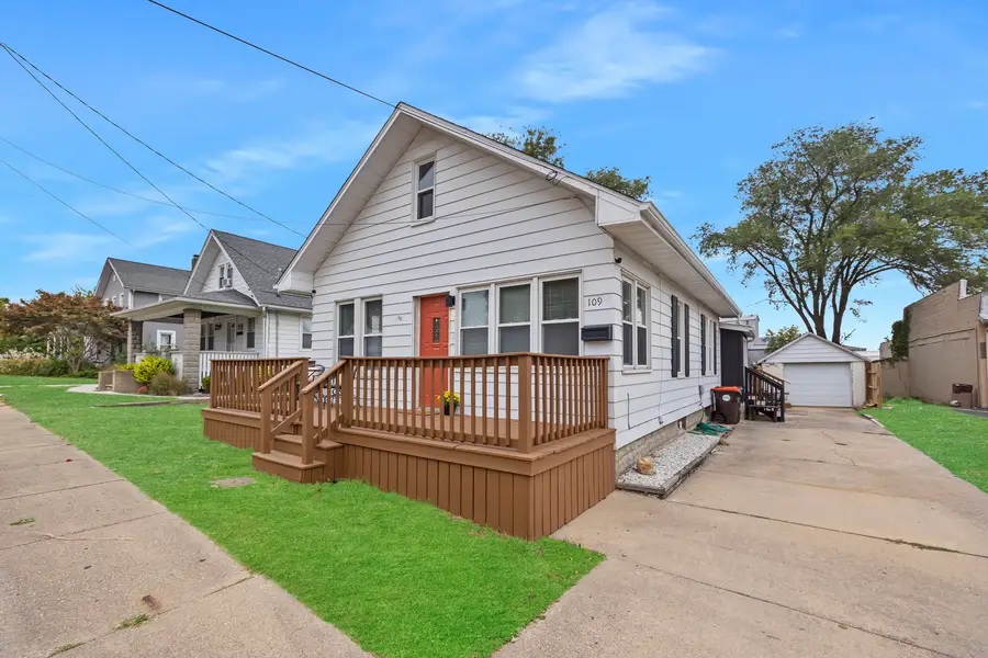 109 W Chicago Street, Morton, IL 61550 - Image #2
