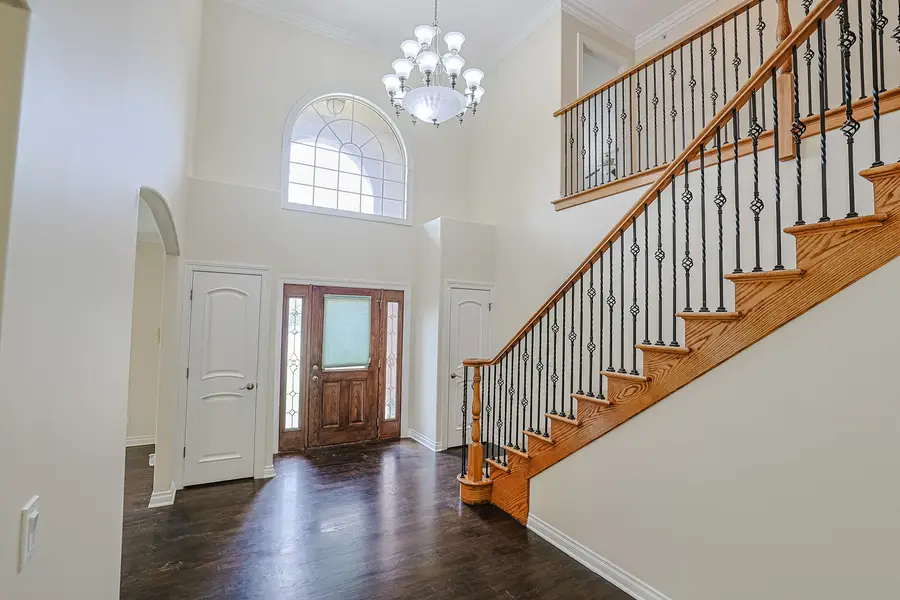 200 Ahmed Court, Glendale Heights, IL 60139 - Image #3