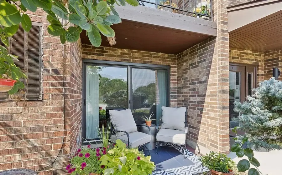 14949 Lakeview Drive #101, Orland Park, IL 60462 - Image #2