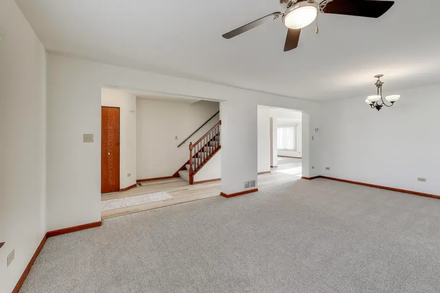 2910 Bloomfield Drive, Joliet, IL 60436 - Image #3