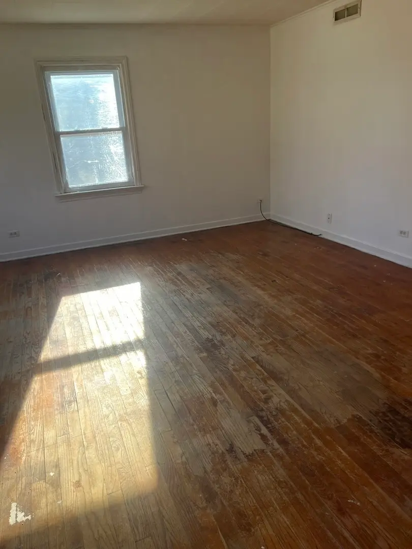 14340 Kilpatrick Avenue, Midlothian, IL 60445 - Image #2