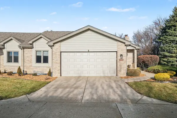 10942 Liz Lane, Orland Park, IL 60467
