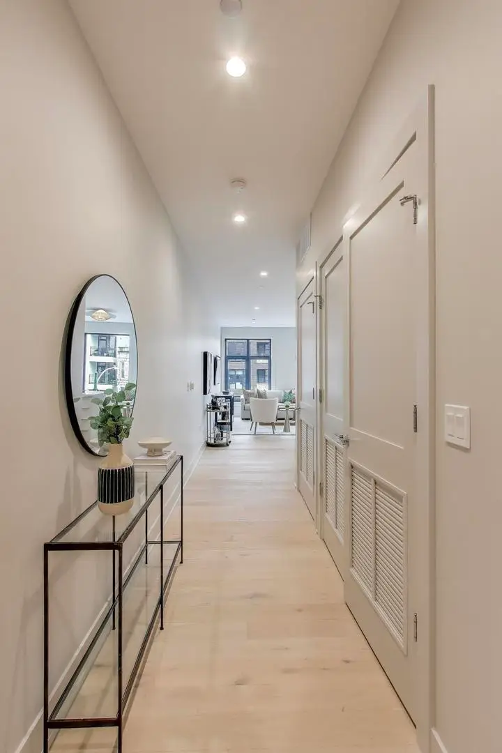 1317 N Western Avenue #205, Chicago, IL 60622 - Image #2