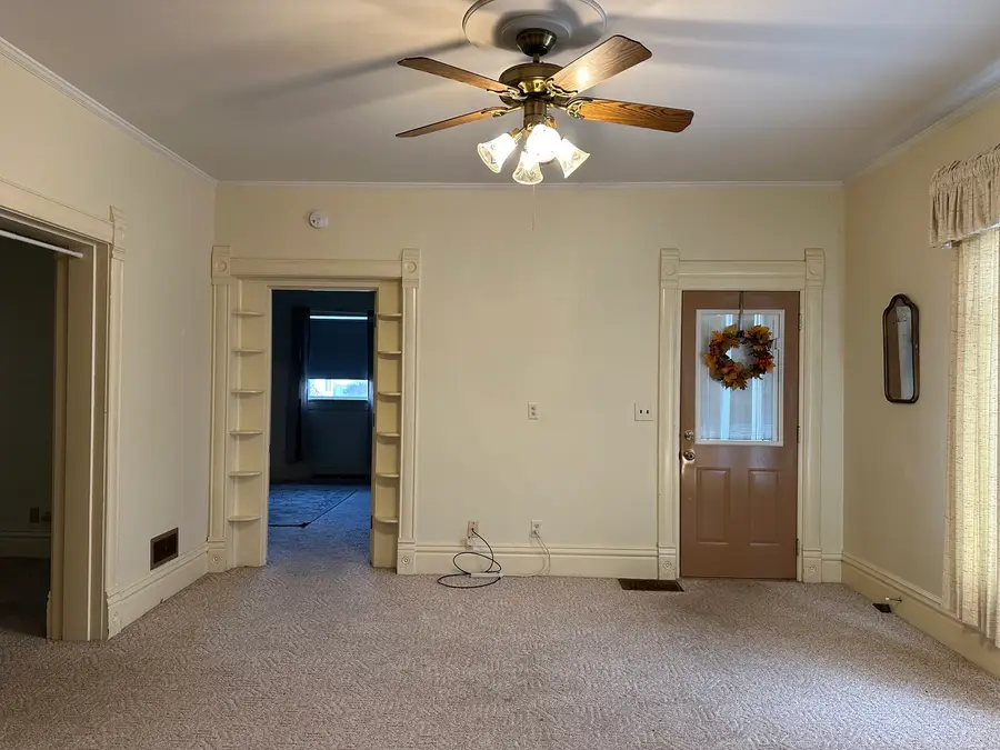 109 E Morris Street, Morrison, IL 61270 - #3