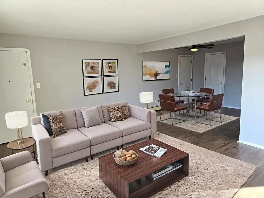 6914 W Crandall Avenue #2M, Worth, IL 60482 - Image #3