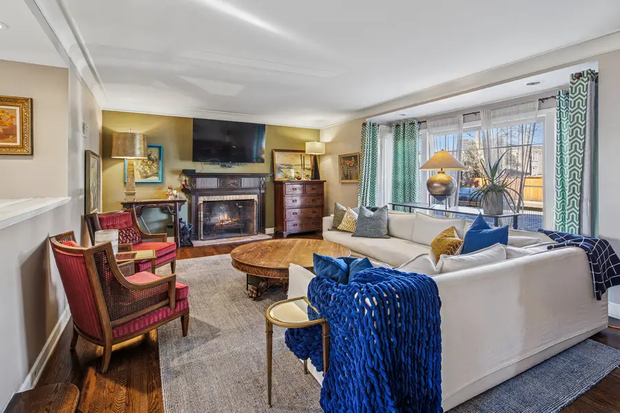 3435 W Ardmore Avenue, Chicago, IL 60659 - Image #2