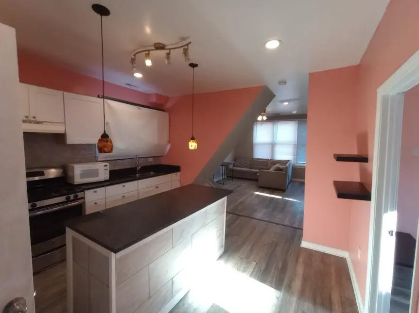 8602 S Houston Avenue, Chicago, IL 60617 - Image #2