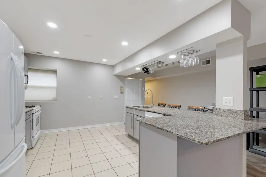 5726 N Kenmore Avenue #GS, Chicago, IL 60660 - Image #3