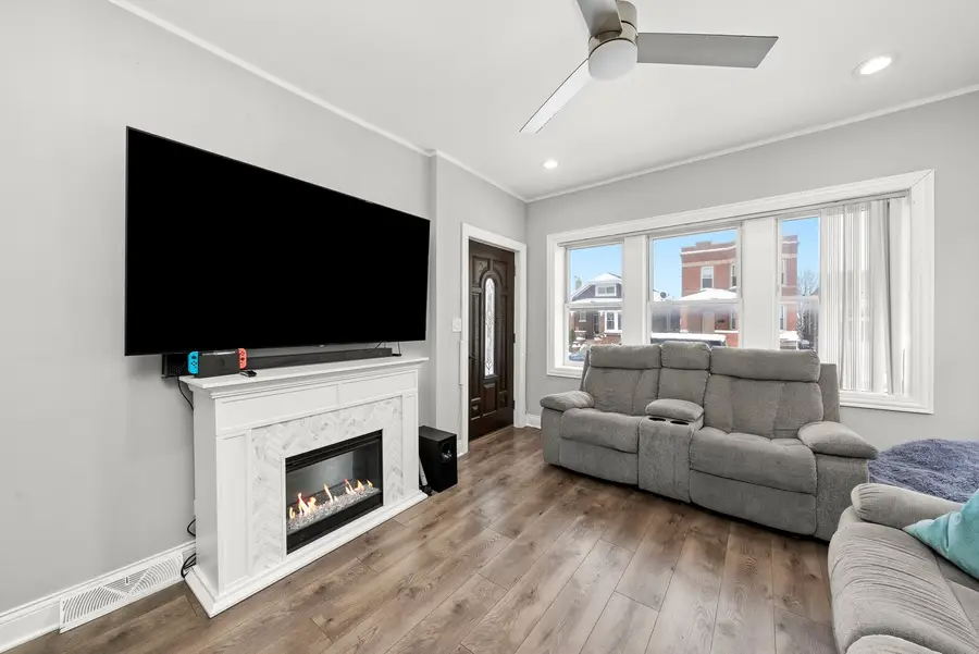 1832 S 55th Court, Cicero, IL 60804 - Image #3