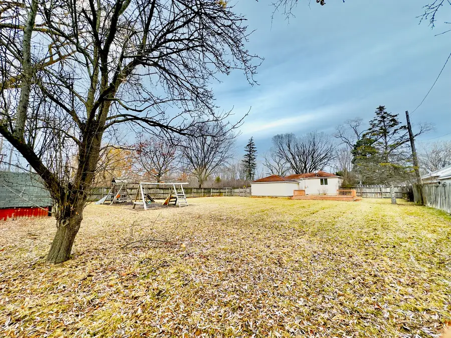 15275 W Walnut Drive, Deerfield, IL 60015 - Image #3