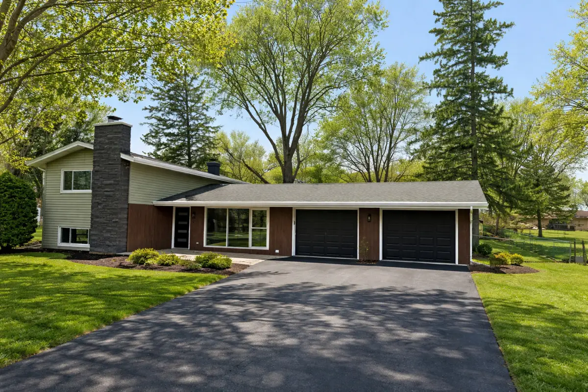 126 Rosedale Court, Bloomingdale, IL 60108 - Image #1