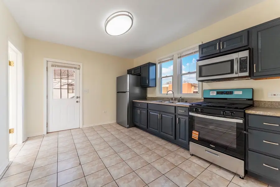 644 S Mcalister Avenue, Waukegan, IL 60085 - Image #3