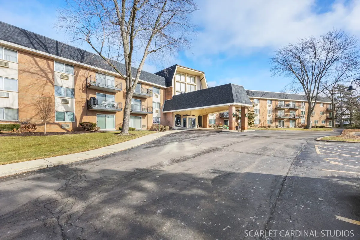 1198 Royal Glen Drive #314, Glen Ellyn, IL 60137 - Image #1