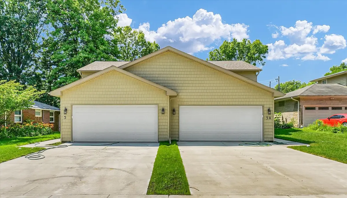 5 Montclair Road #A, Urbana, IL 61801 - Image #1