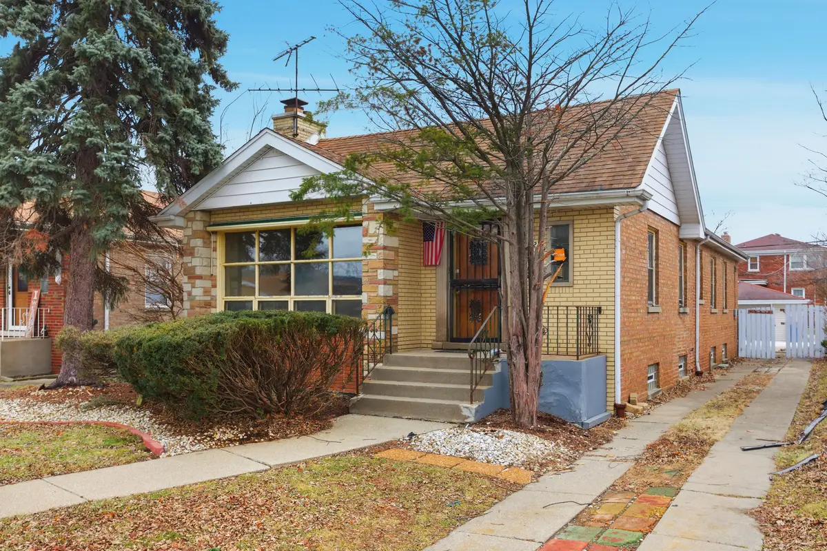 11721 S Maplewood Avenue, Chicago, IL 60655 - Image #1