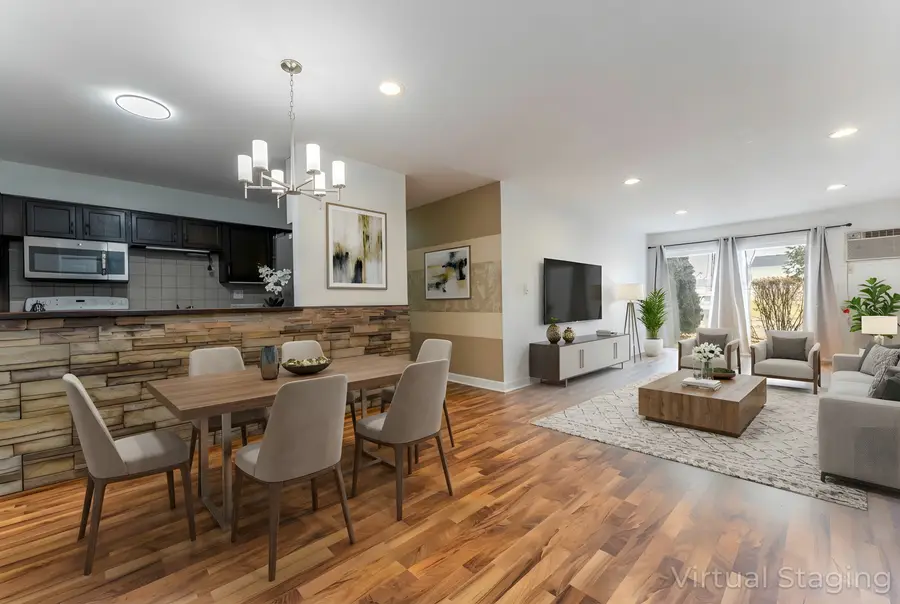 802 E Old Willow Road #114, Prospect Heights, IL 60070 - Image #2